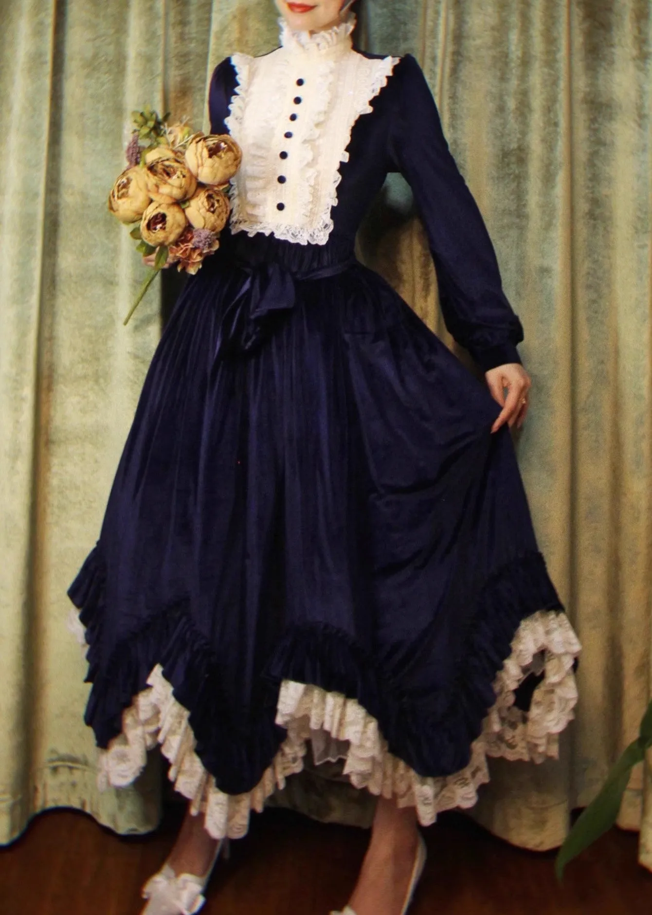 1900s Edwardian Stand Collar Swing Dress