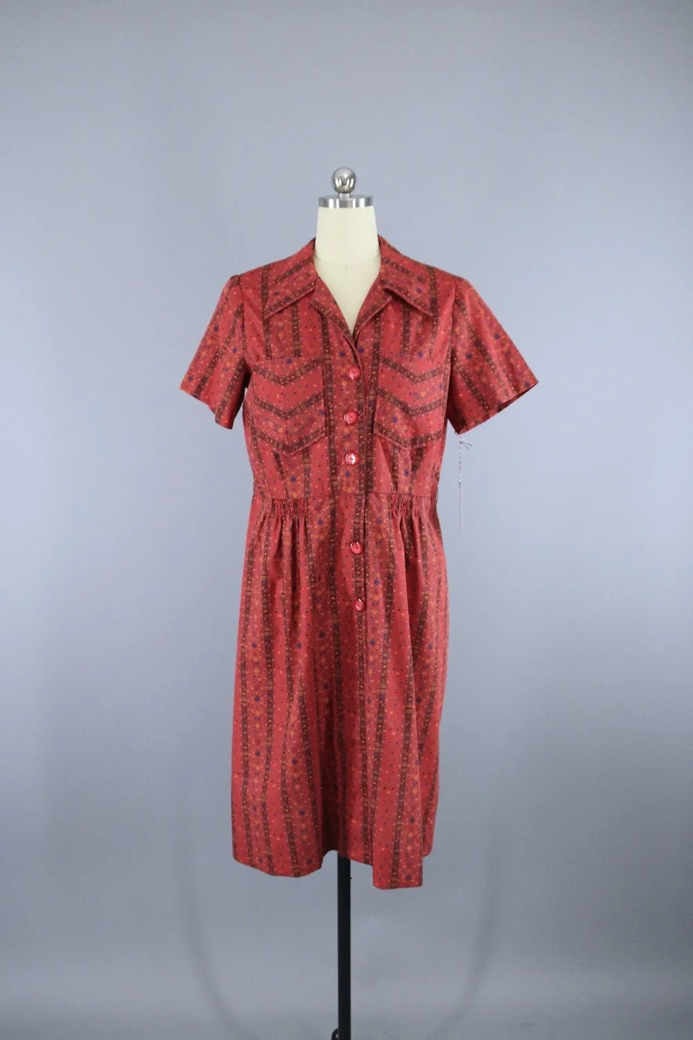 Vintage 1950s Dark Brick Red Floral Print Day Dress