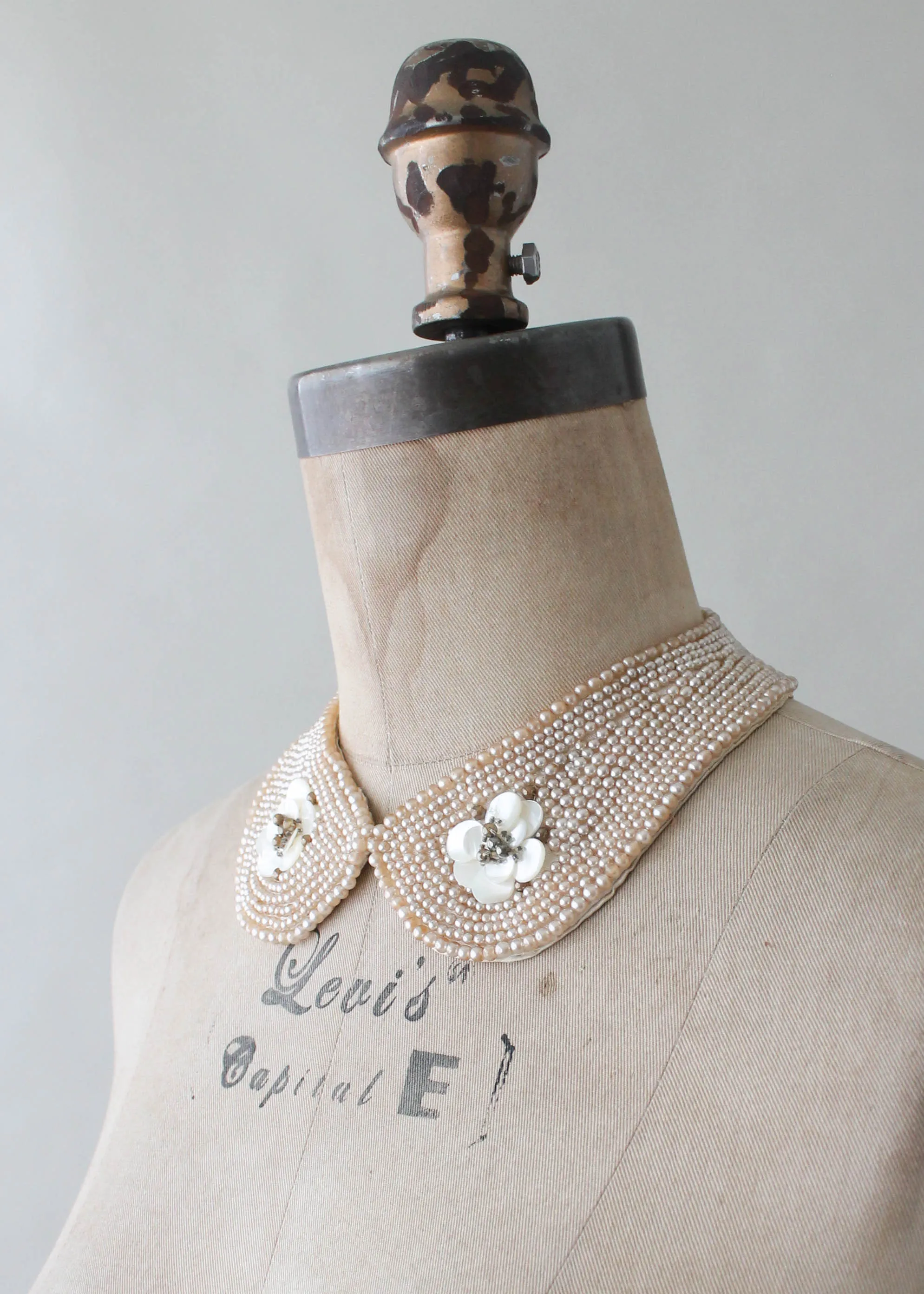 Vintage 1950s Pearl and Flower Beaded Sweater Collar